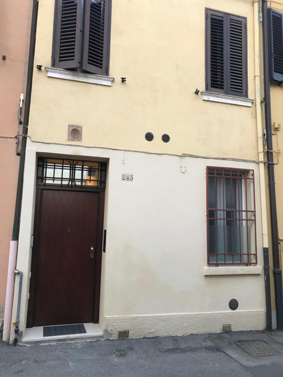Appartamenti Del Duca Феррара Экстерьер фото